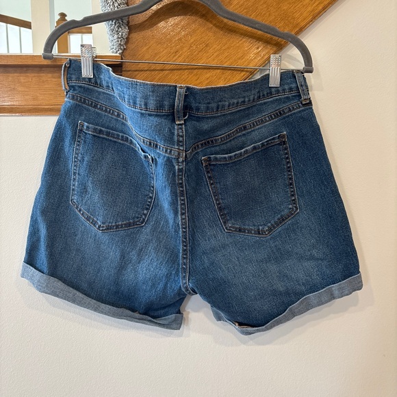 Old Navy Classic Fitted Women's Denim Shorts - 14 - Picture 4 of 5